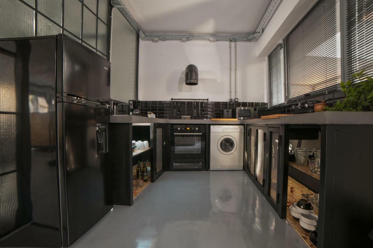 Monastiraki #Wallsfree Citycenter- Unspoiled Athens Apartments Extérieur photo