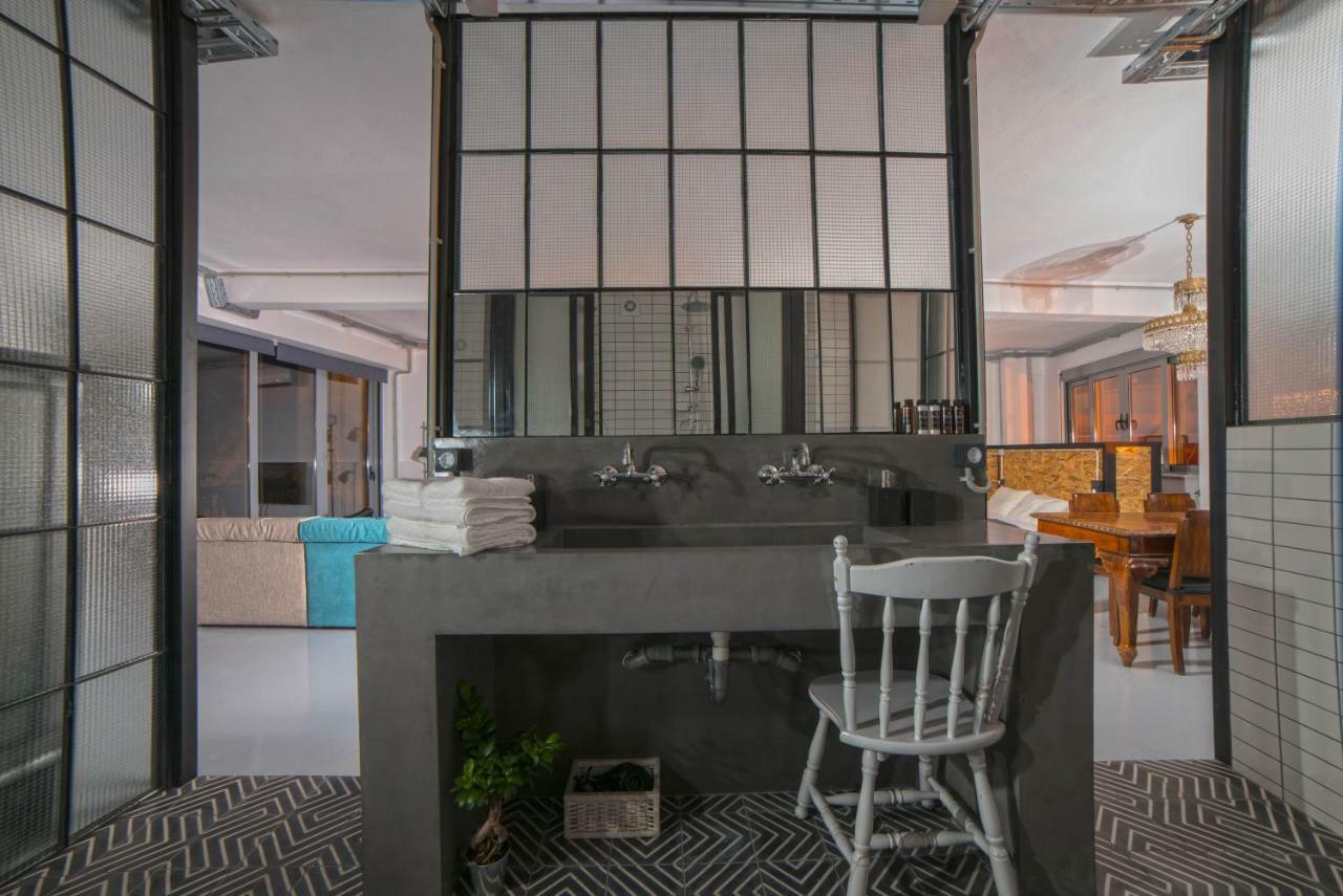 Monastiraki #Wallsfree Citycenter- Unspoiled Athens Apartments Extérieur photo